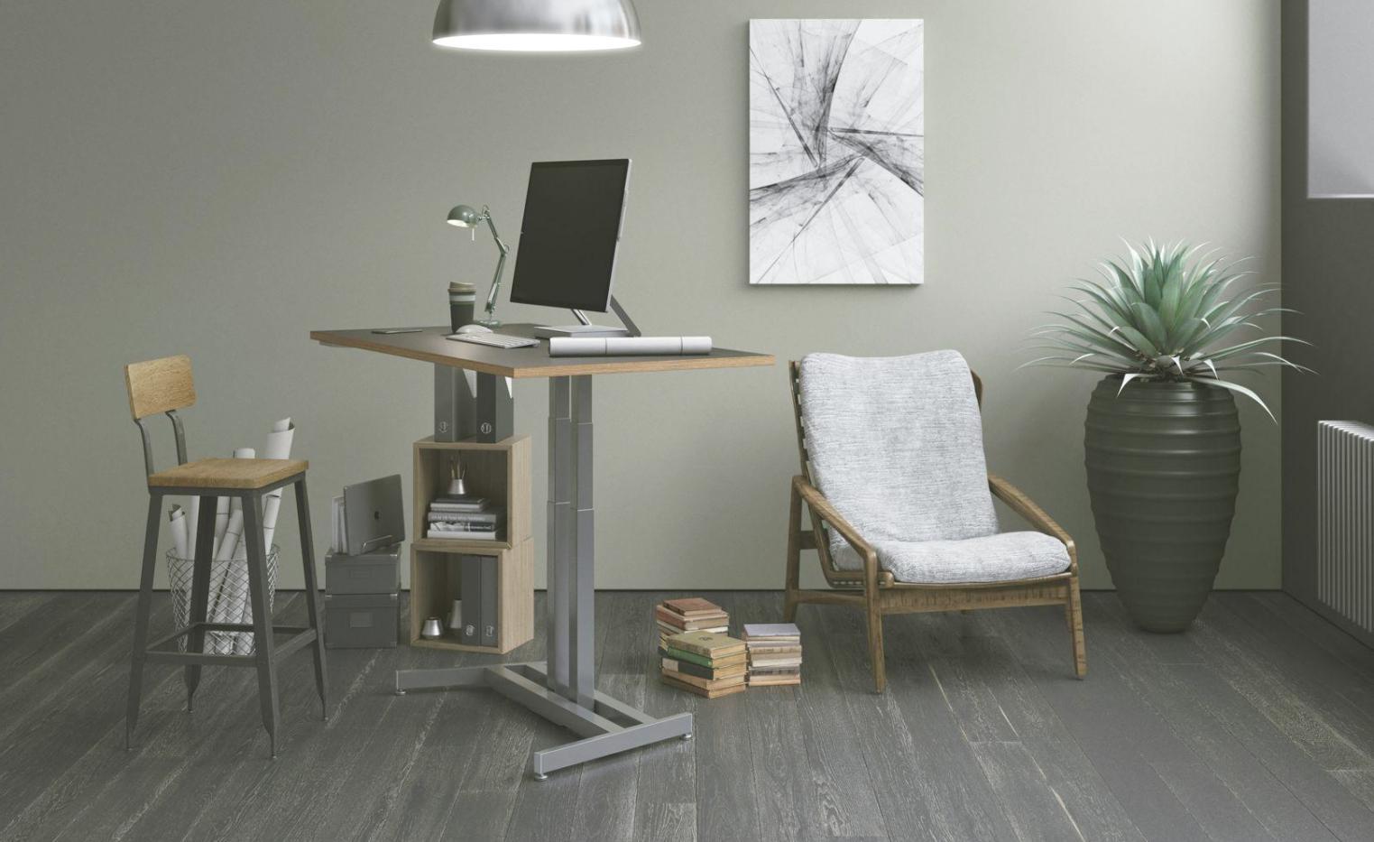 Finanzielle Unterlagen und Taschenrechner für Budgetplanung